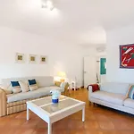 Prainha Paradise - Silhueta Citadina Alvor