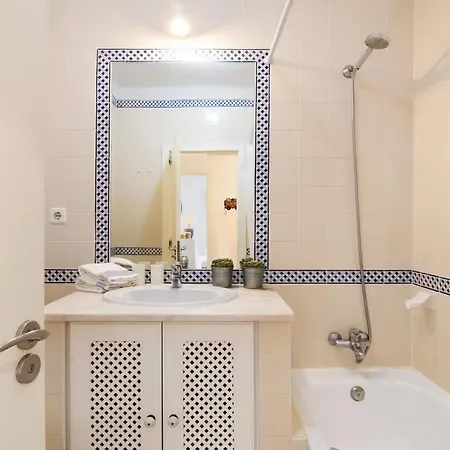 Prainha Paradise - Silhueta Citadina *